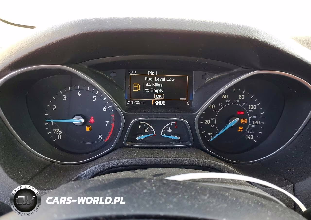 2016 Ford Focus Se VIN:1FADP3F23GL399461 - 9