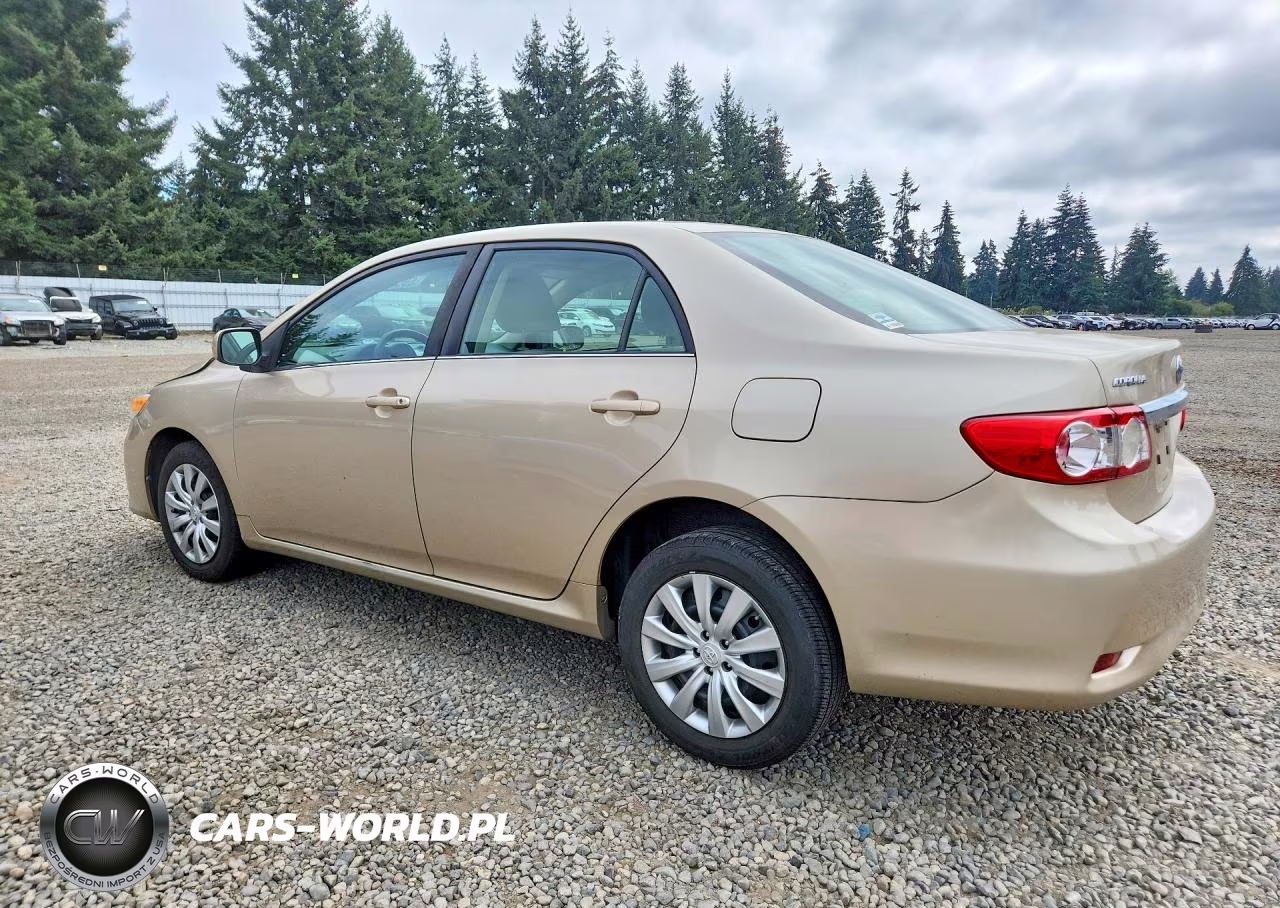 2013 Toyota Corolla Le VIN:5YFBU4EEXDP177045 - 2