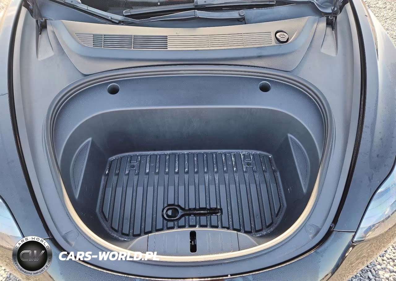 2023 Tesla Model 3 VIN:5YJ3E1EA7PF435163 - 11