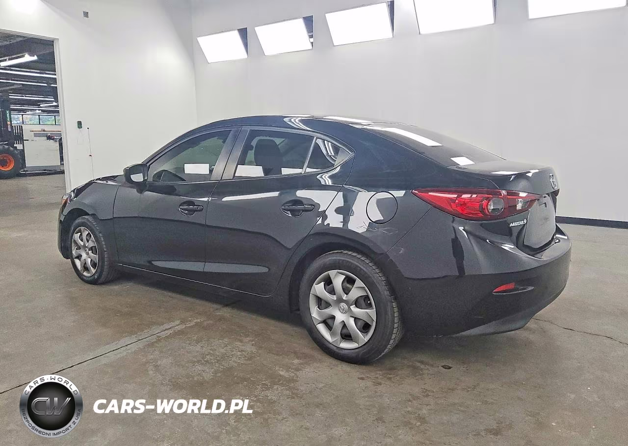 2018 Mazda 3 Sport VIN:3MZBN1U75JM235724 - 2
