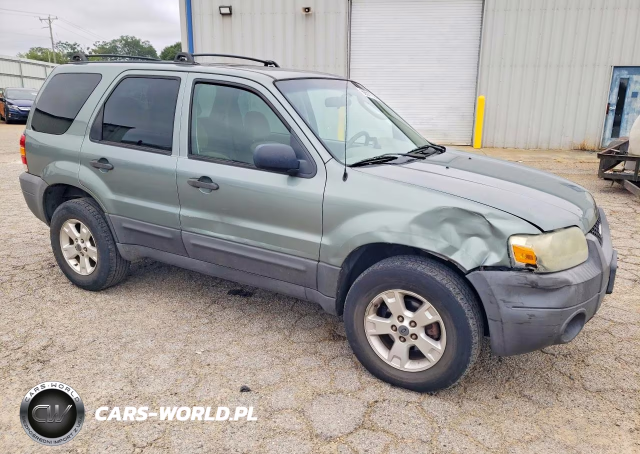 2007 Ford Escape Xlt VIN:1FMYU03Z07KB18903 - 4