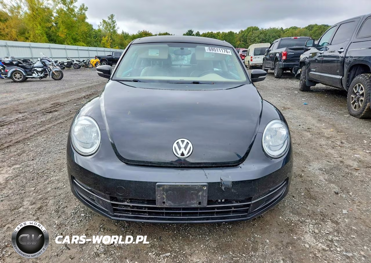 2013 Volkswagen Beetle VIN:3VWJP7AT3DM661135 - 5