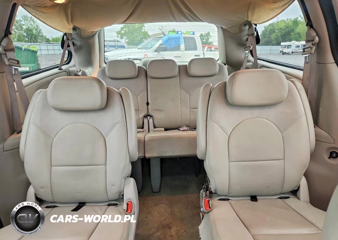 2007 Chrysler Town & Country Limited VIN:2A8GP64L37R210974 - 10