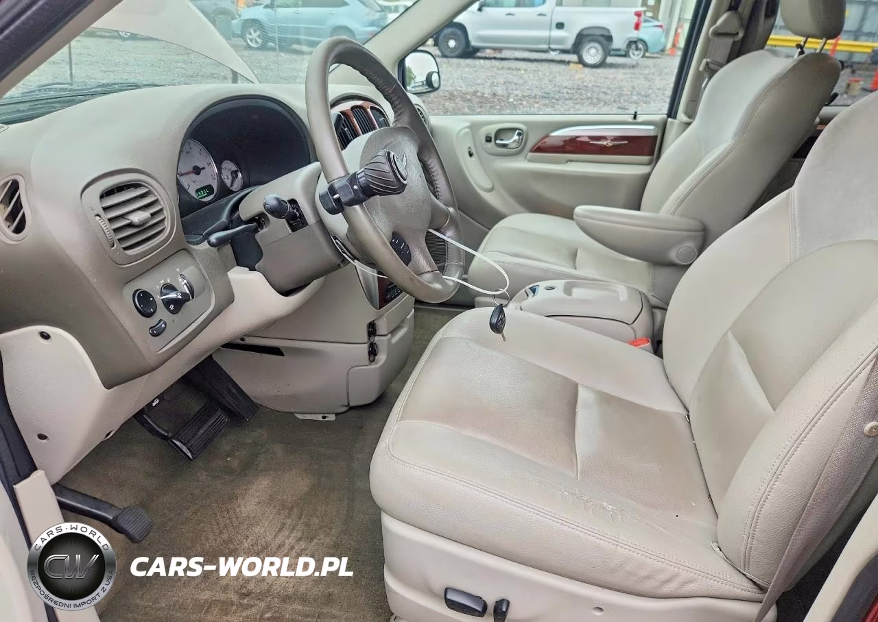 2007 Chrysler Town & Country Limited VIN:2A8GP64L37R210974 - 7