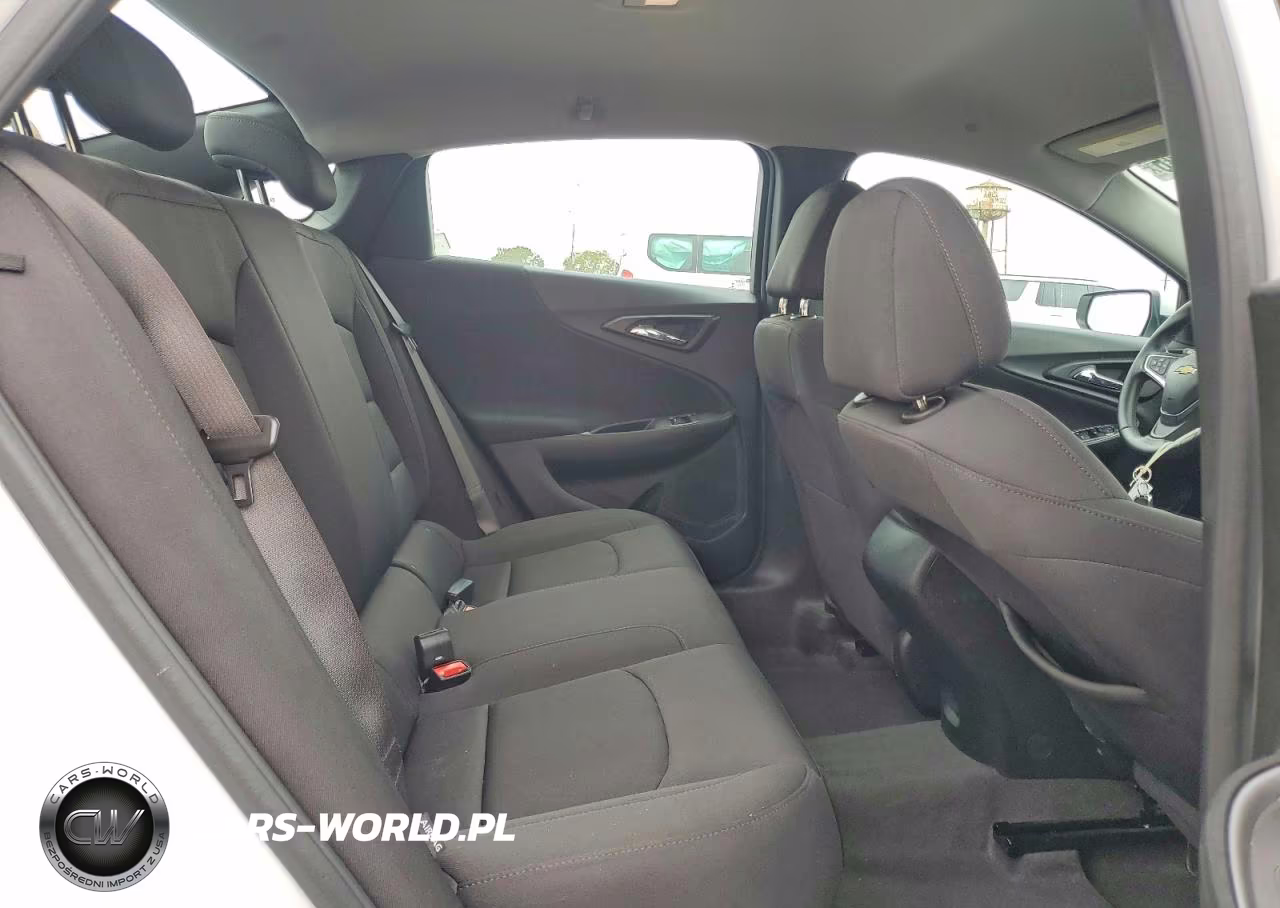 2024 Chevrolet Malibu Rs VIN:1G1ZG5ST0RF197424 - 10