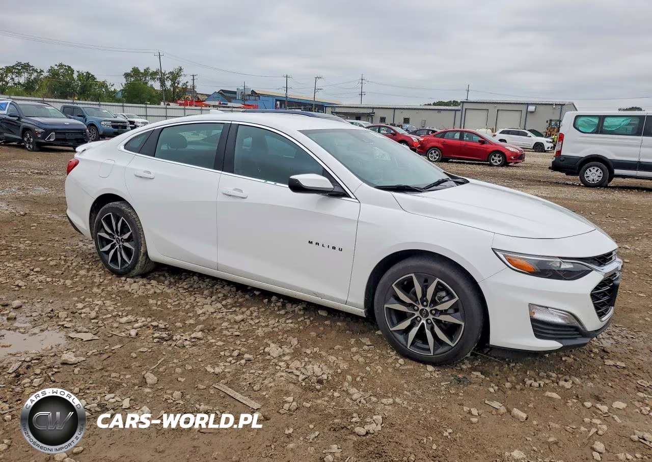 2024 Chevrolet Malibu Rs VIN:1G1ZG5ST0RF197424 - 4