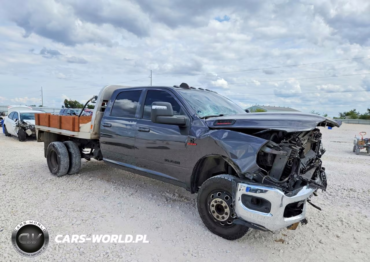 2023 Ram 3500 Big Horn VIN:3C63RRHL0PG508231 - 4
