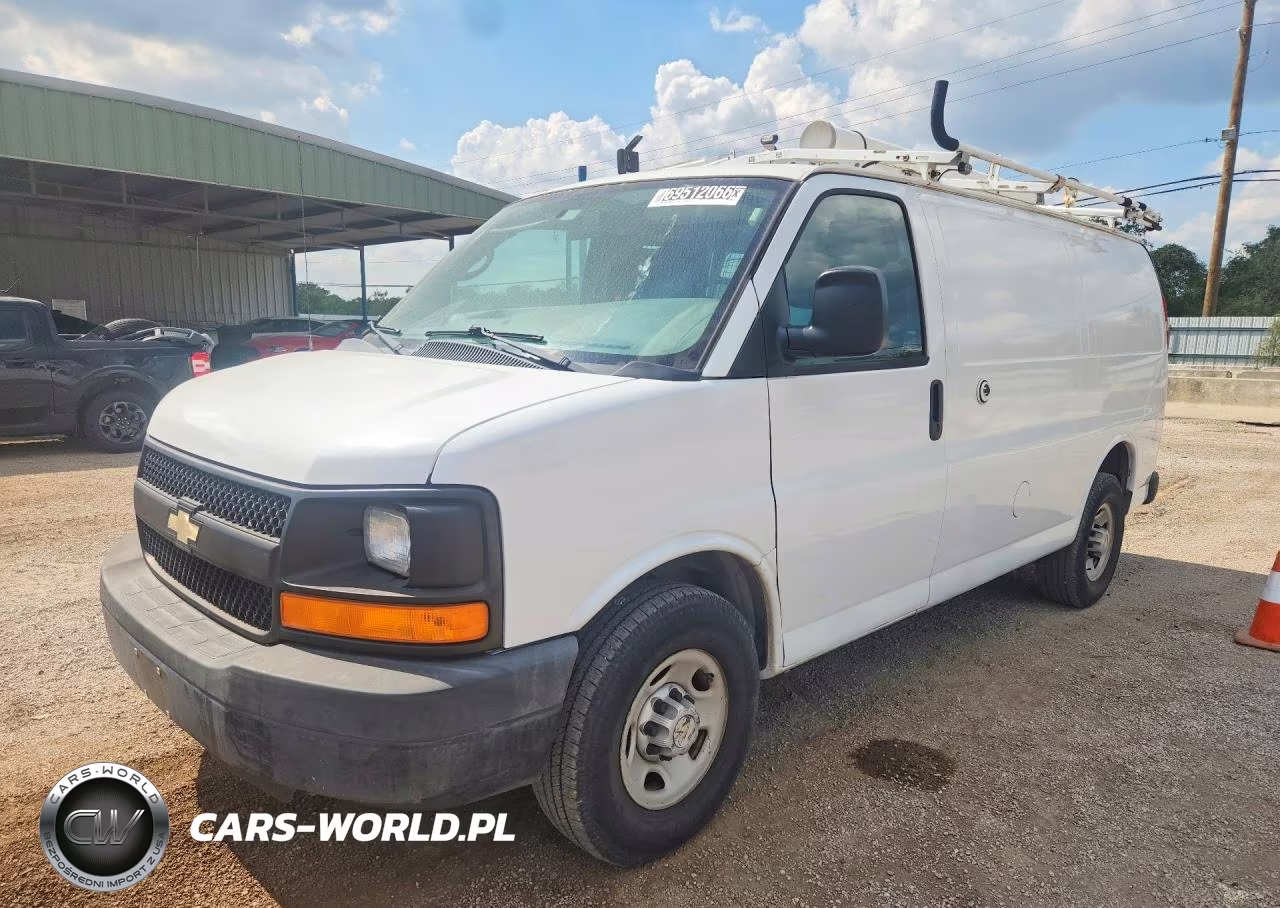 2013 Chevrolet Express G2500 VIN:1GCWGFCA2D1903067 - 1