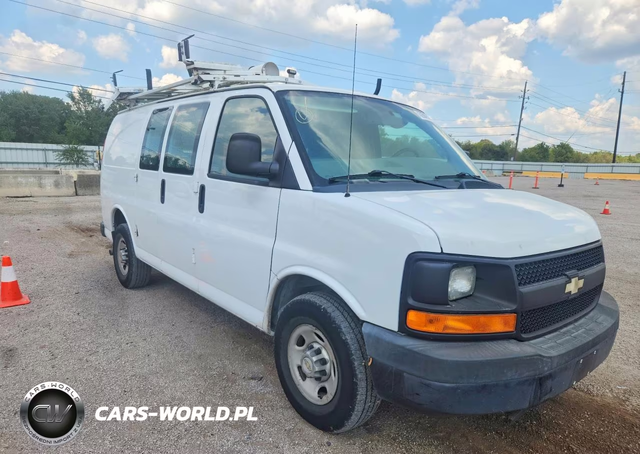 2013 Chevrolet Express G2500 VIN:1GCWGFCA2D1903067 - 4