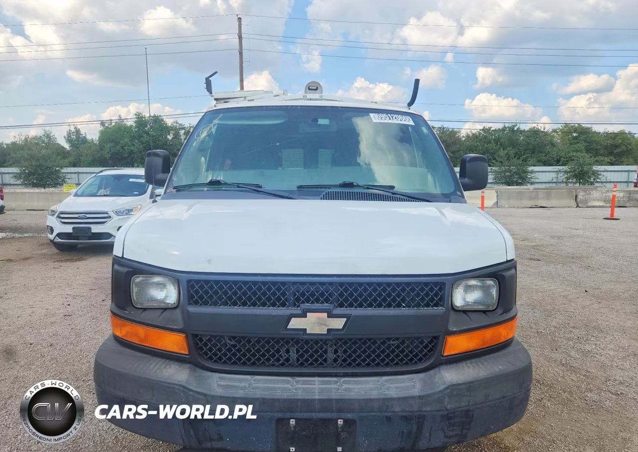 2013 Chevrolet Express G2500 VIN:1GCWGFCA2D1903067 - 5