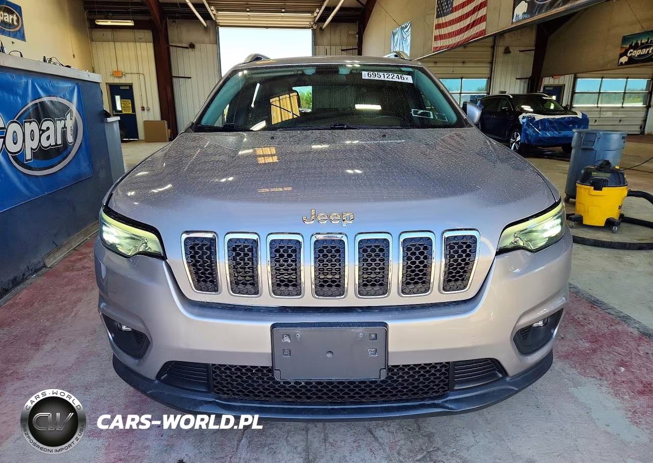 2019 Jeep Cherokee Latitude Plus VIN:1C4PJMLB3KD256354 - 5