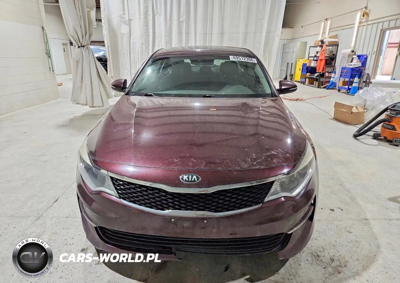 2017 Kia Optima Lx VIN:5XXGT4L32HG130598 - 5
