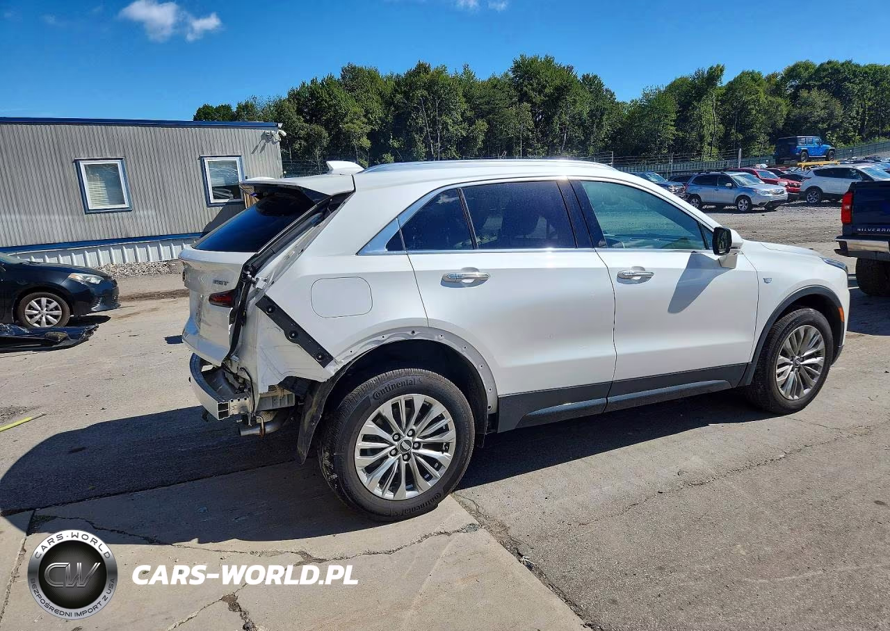 2025 Cadillac Xt4 Premium Luxury VIN:1GYFZDR48SF125321 - 3