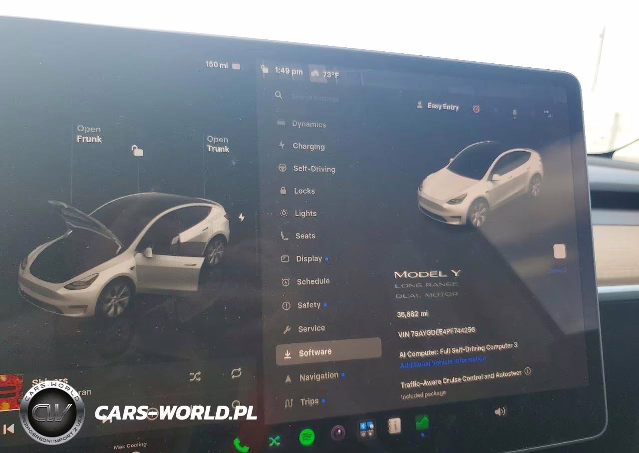 2023 Tesla Model Y VIN:7SAYGDEE4PF744256 - 9