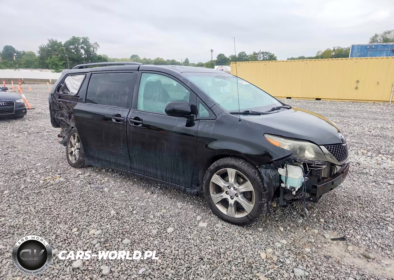 2012 Toyota Sienna Sport VIN:5TDXK3DC1CS243977 - 4