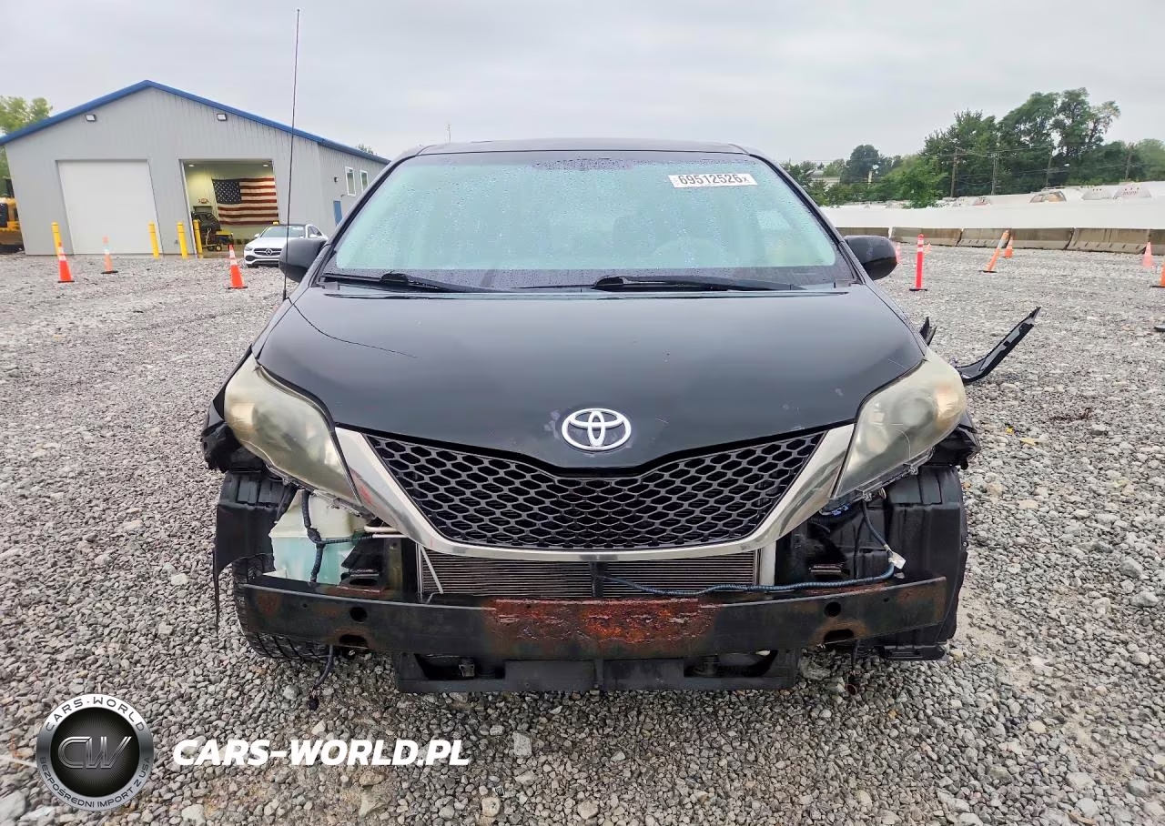 2012 Toyota Sienna Sport VIN:5TDXK3DC1CS243977 - 5