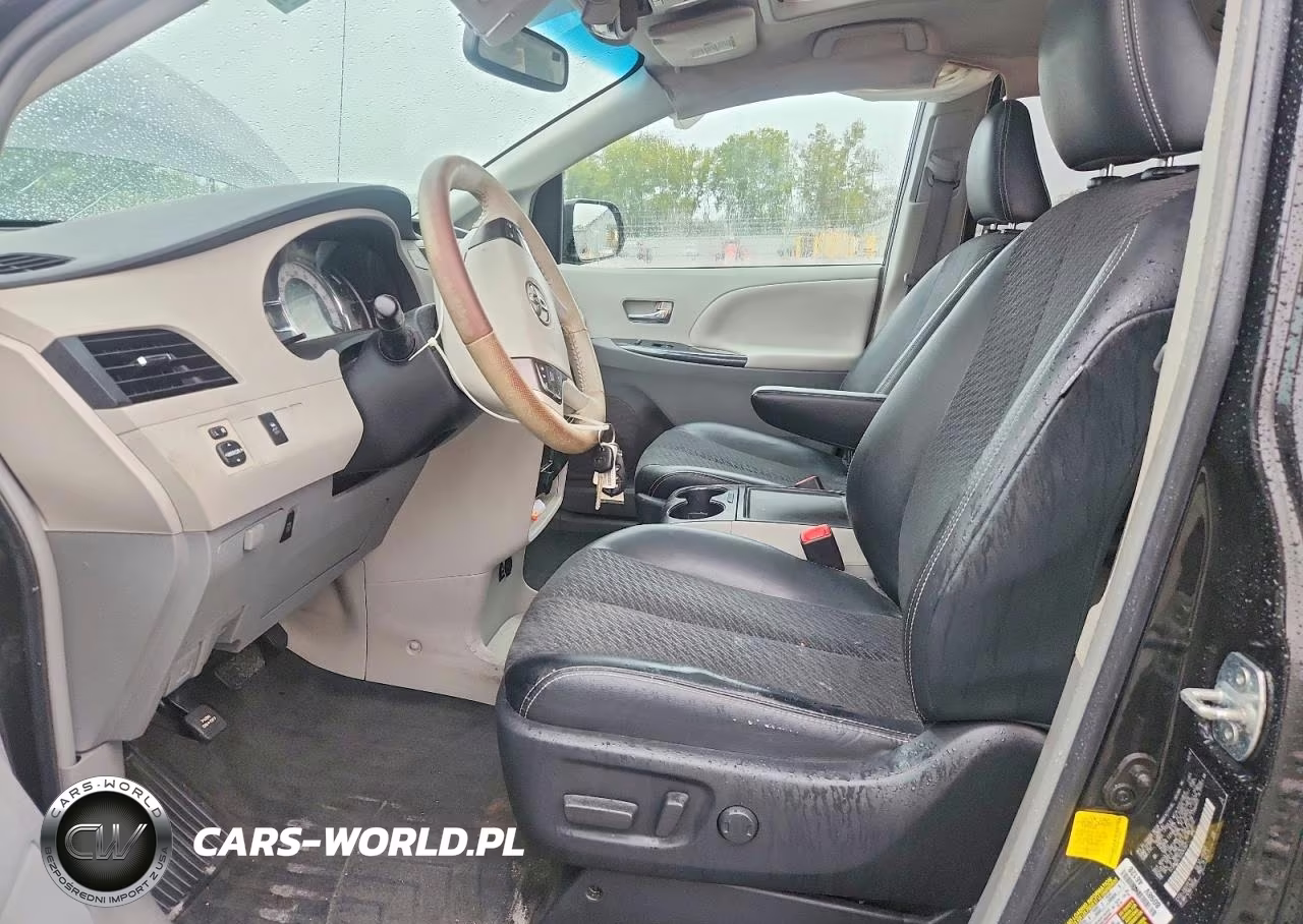 2012 Toyota Sienna Sport VIN:5TDXK3DC1CS243977 - 7