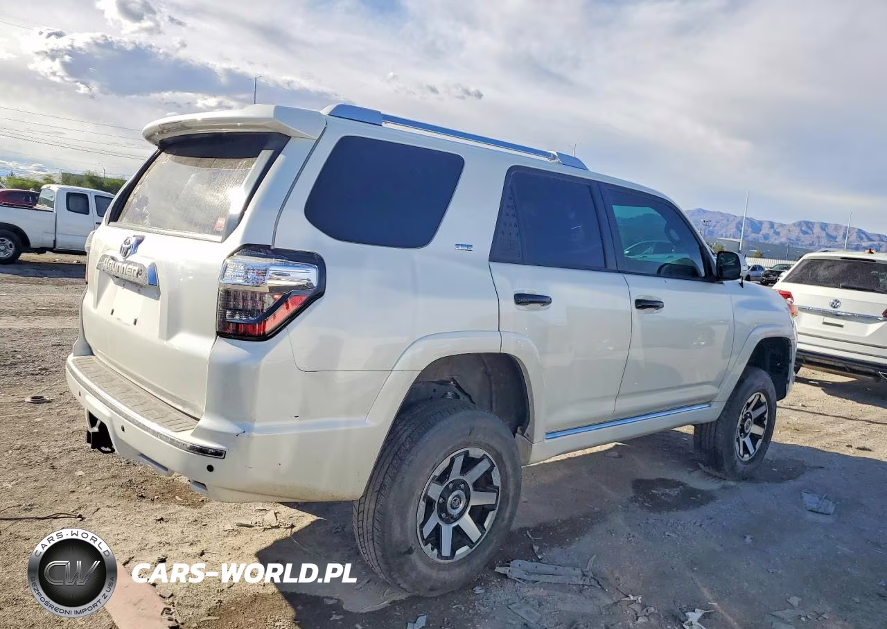 2011 Toyota 4Runner Sr5 VIN:JTEBU5JR2B5056269 - 3