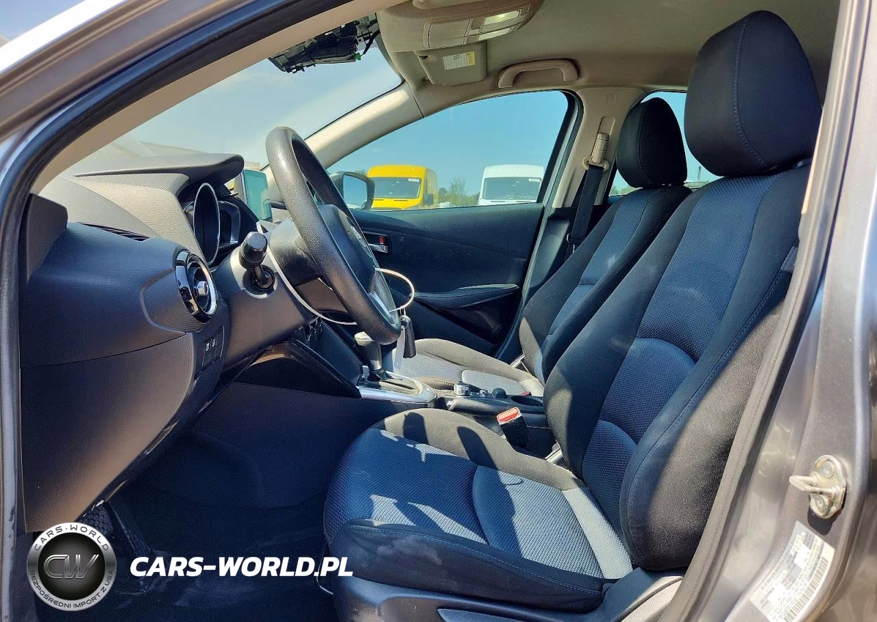 2016 Scion Ia Base VIN:3MYDLBZV0GY140120 - 7