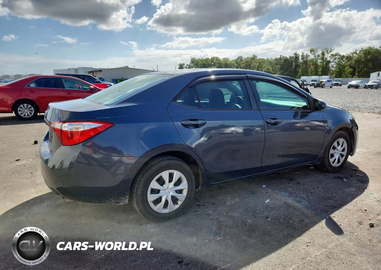 2015 Toyota Corolla L VIN:2T1BURHE1FC447162 - 3