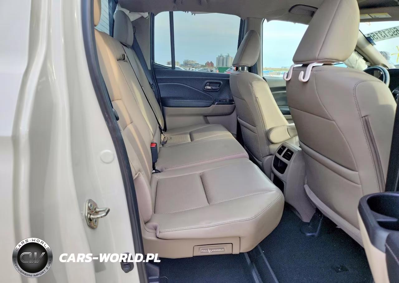 2018 Honda Ridgeline Rtl VIN:5FPYK2F63JB003196 - 10