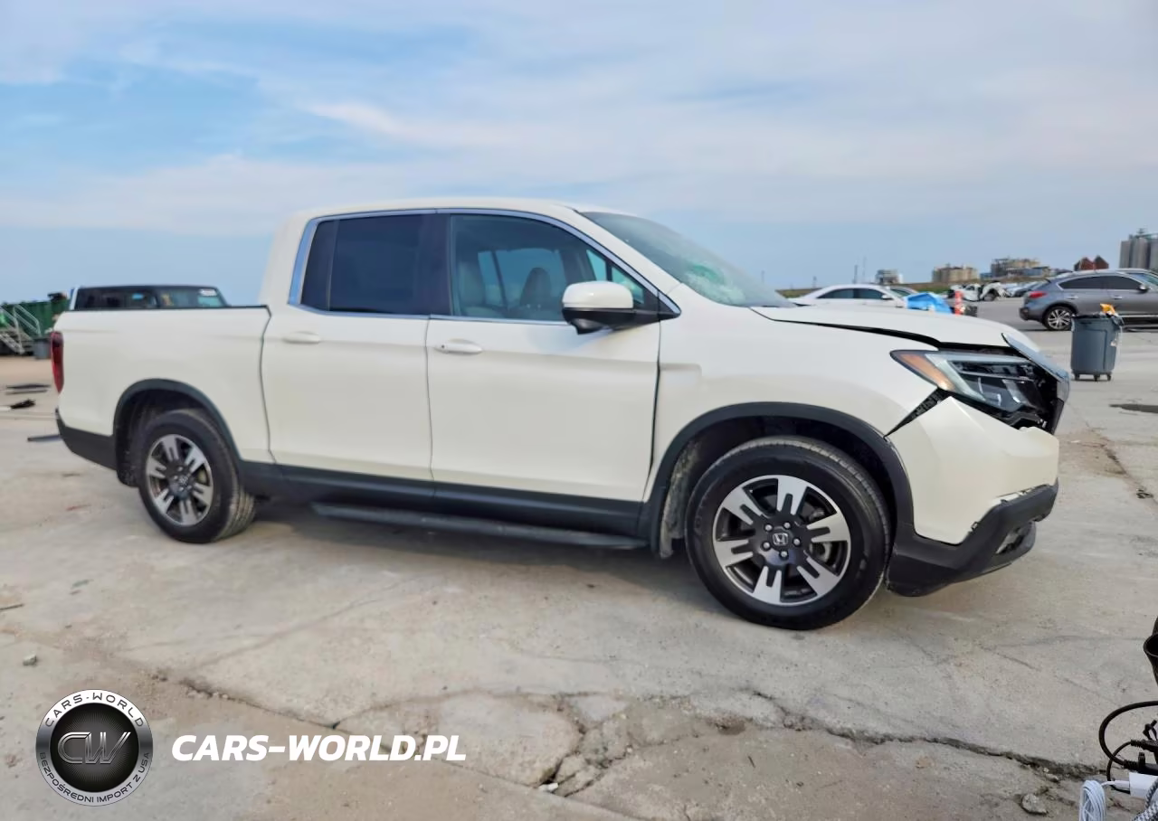 2018 Honda Ridgeline Rtl VIN:5FPYK2F63JB003196 - 4