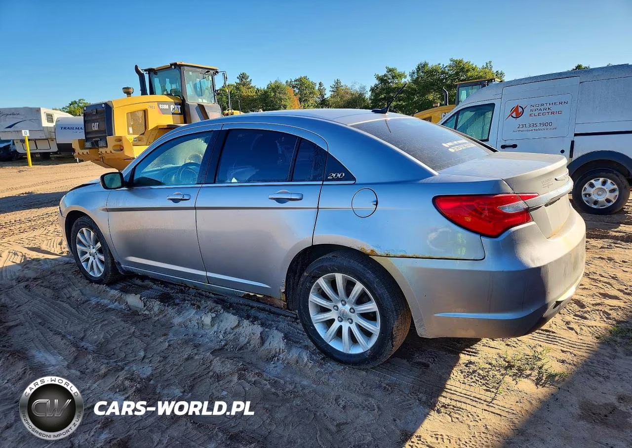 2013 Chrysler 200 Touring VIN:1C3CCBBB1DN575493 - 2