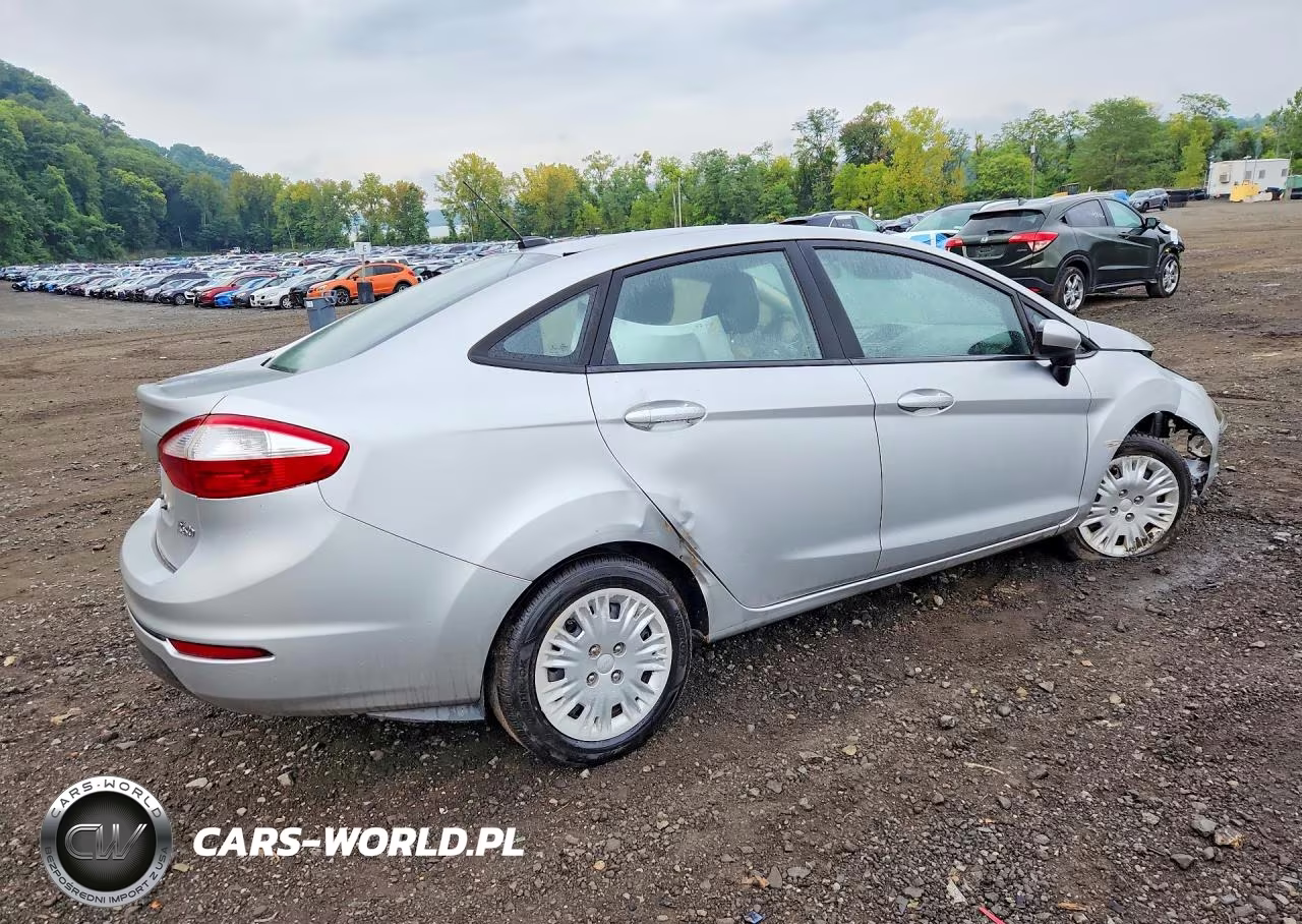 2017 Ford Fiesta S VIN:3FADP4AJ1HM136776 - 3