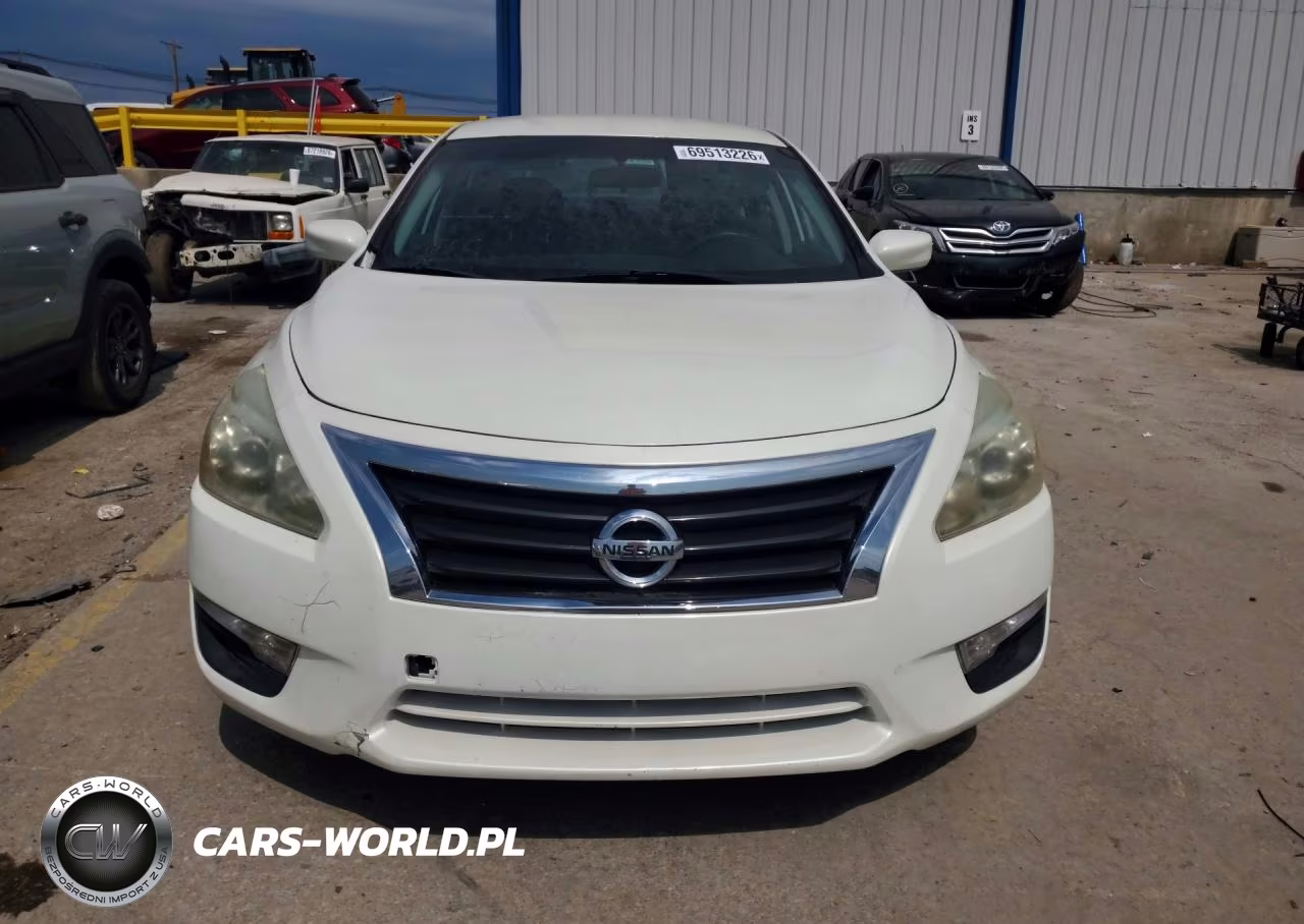 2014 Nissan Altima 2.5 S VIN:1N4AL3AP3EC183947 - 5