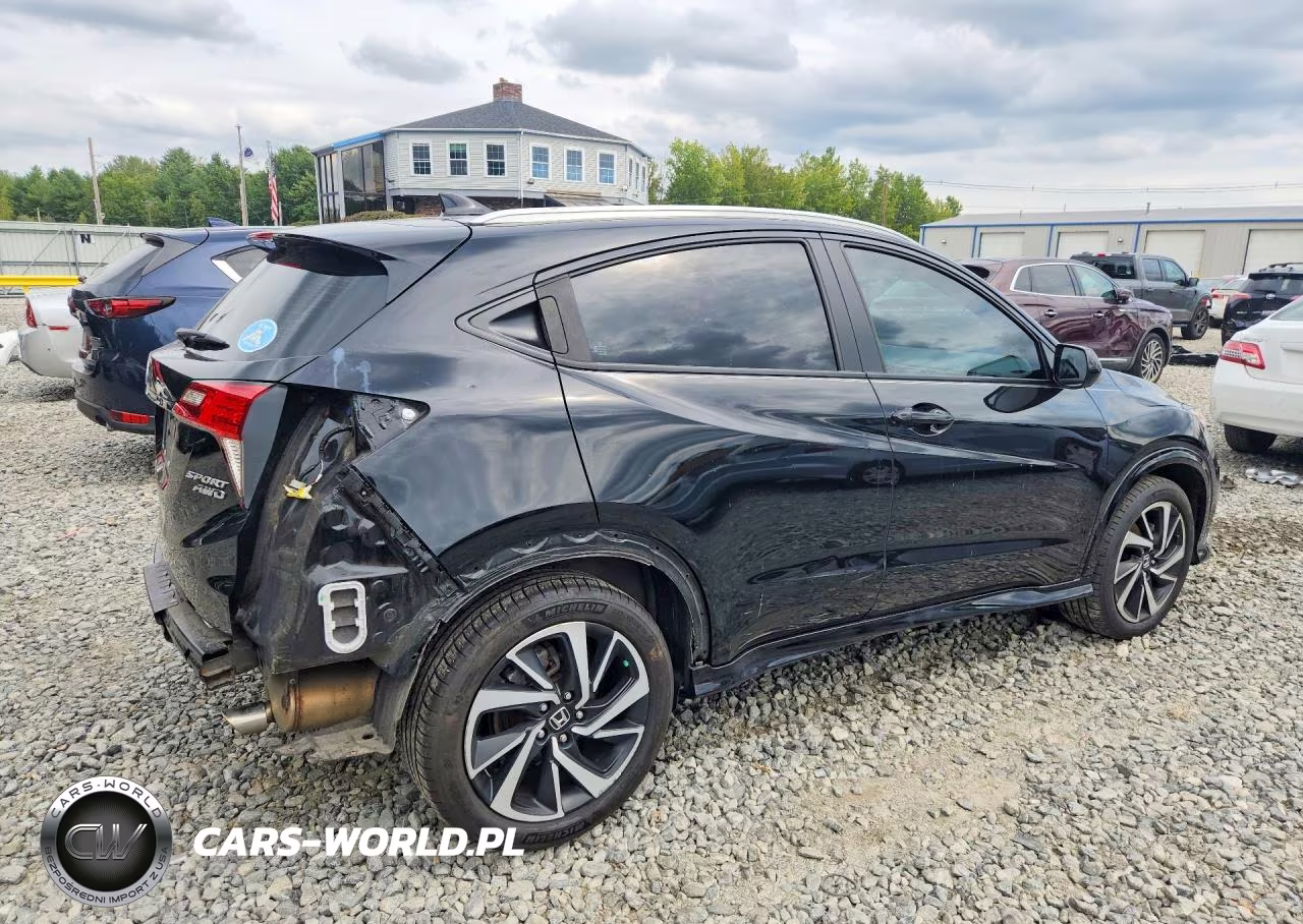 2020 Honda Hr-V Sport VIN:3CZRU6H12LM730628 - 3