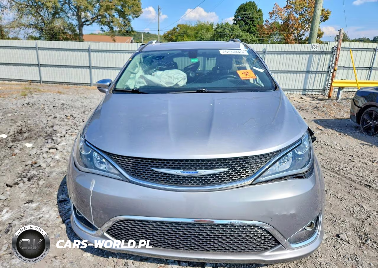 2018 Chrysler Pacifica Limited VIN:2C4RC1GG9JR314504 - 5