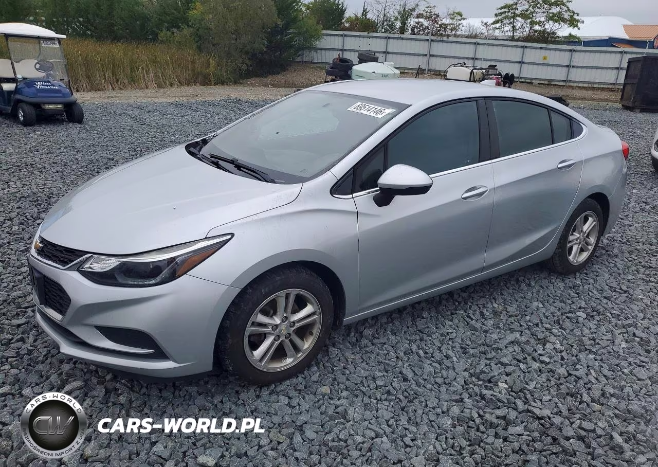 2017 Chevrolet Cruze Lt VIN:1G1BE5SM6H7203591 - 1