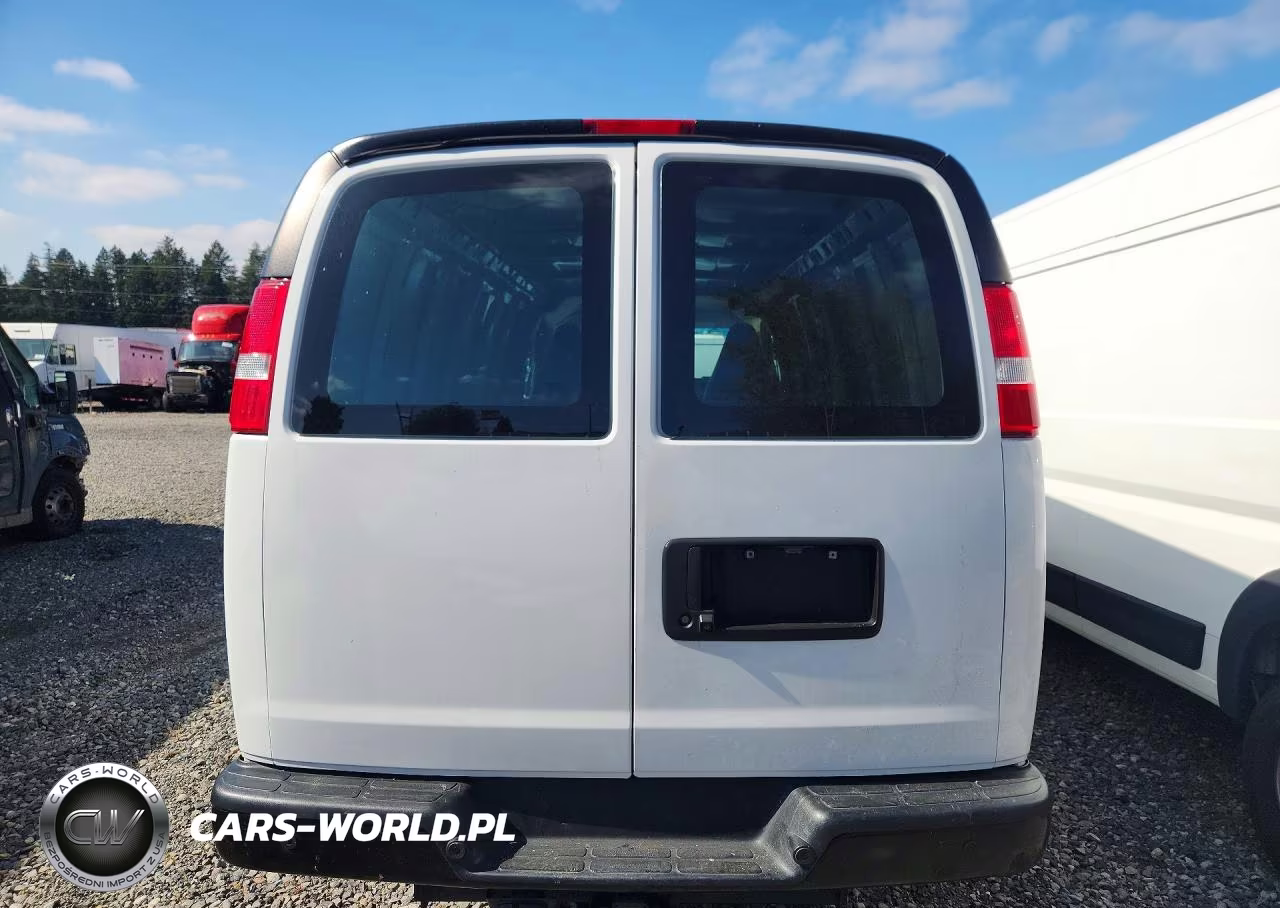 2020 Chevrolet Express G2500 VIN:1GCWGBFG3L1272627 - 6