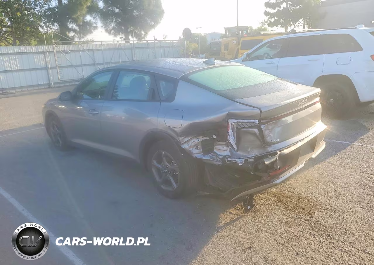 2025 Kia K4 Lxs VIN:3KPFT4DE0SE010598 - 2