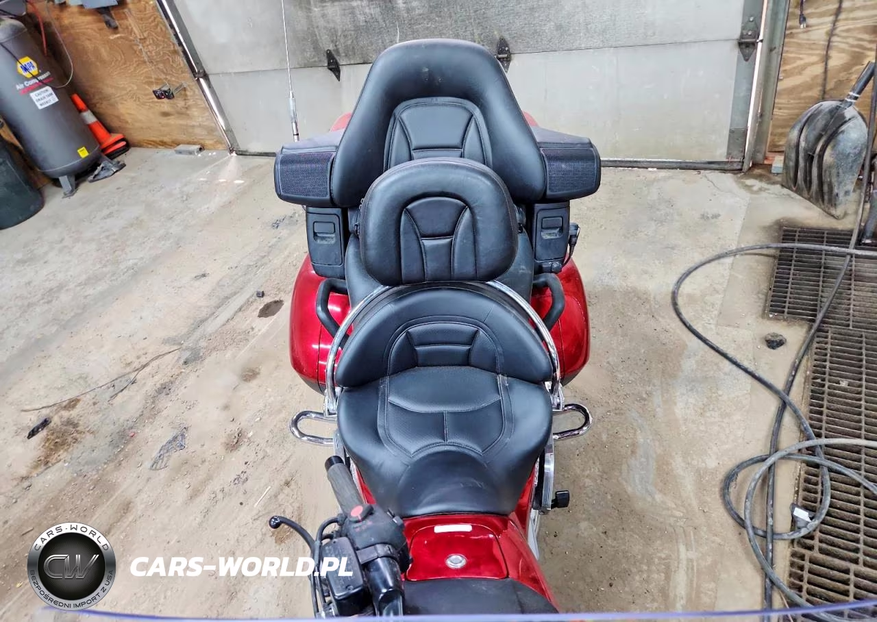 2017 Honda Gl1800 VIN:JH2SC68G2HK500429 - 5