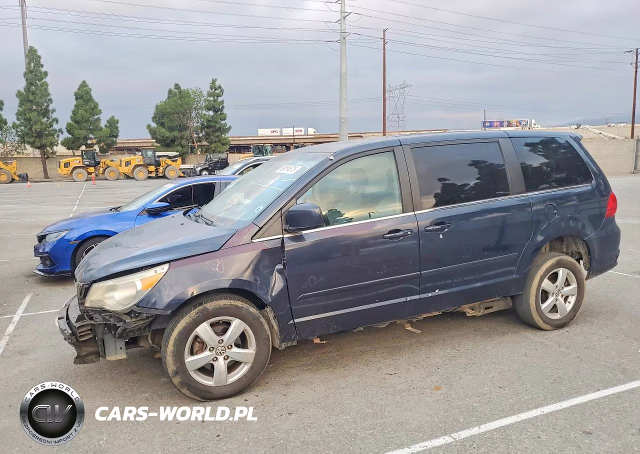2009 Volkswagen Routan Se