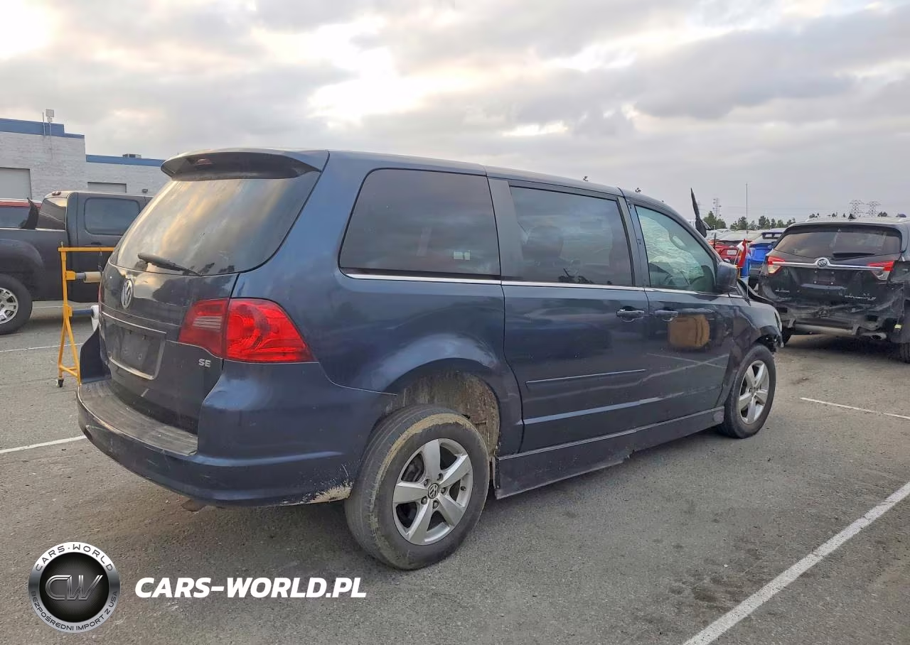 2009 Volkswagen Routan Se VIN:2V8HW34129R599772 - 3