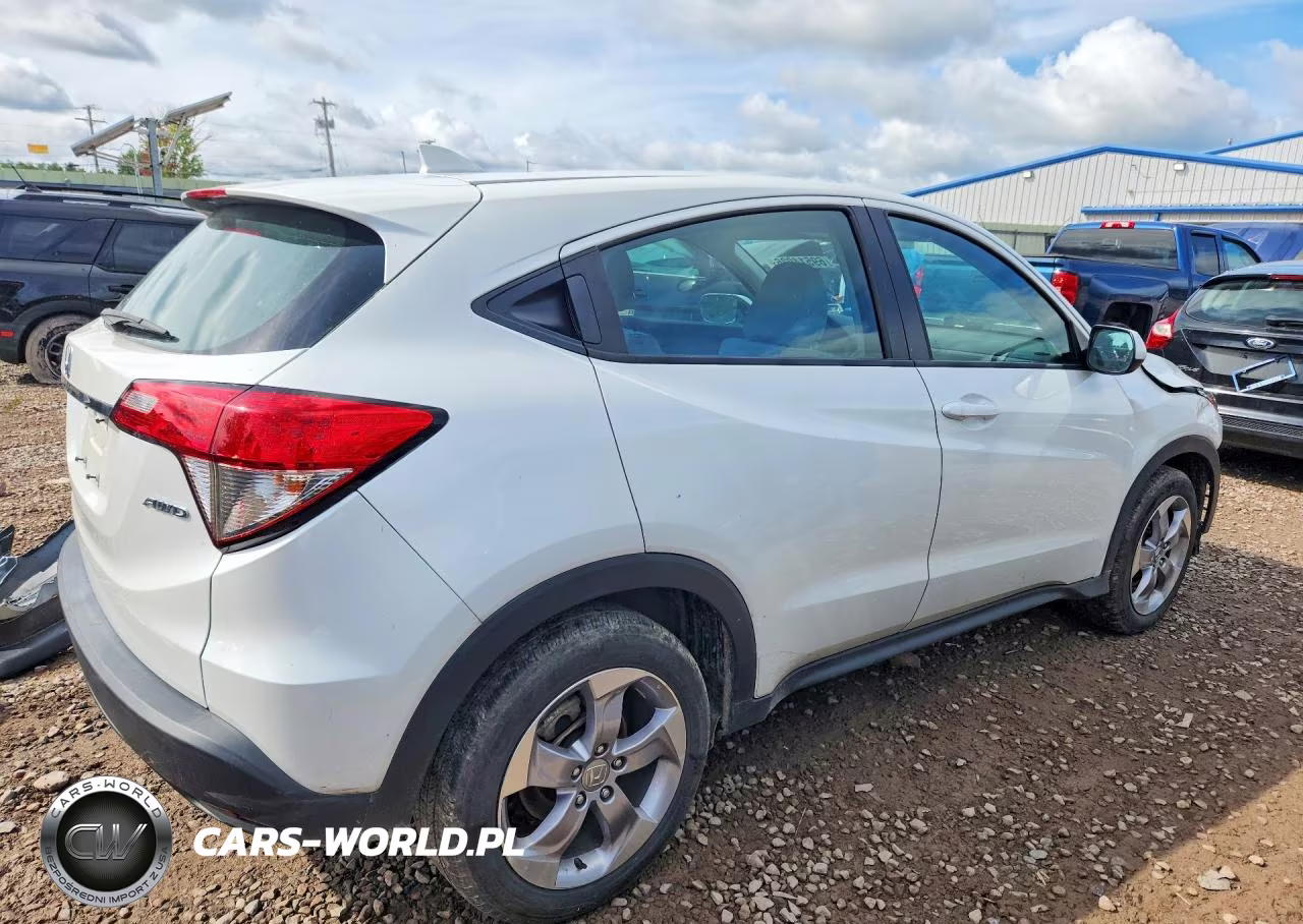 2020 Honda Hr-V Lx VIN:3CZRU6H37LM703233 - 3