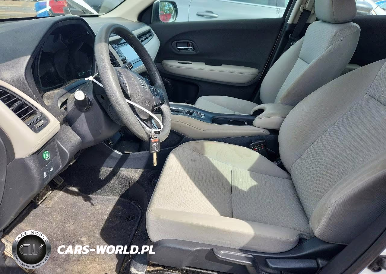 2020 Honda Hr-V Lx VIN:3CZRU6H37LM703233 - 7