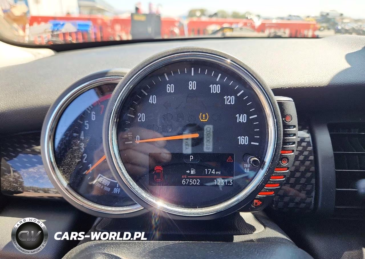 2017 Mini Cooper S VIN:WMWXU3C36H2F49258 - 9