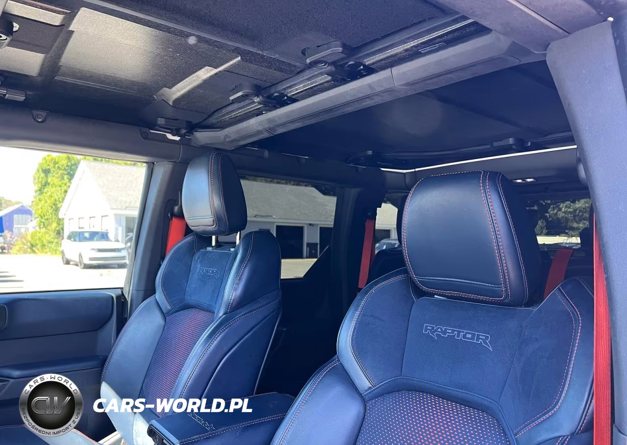 2022 Ford Bronco Raptor VIN:1FMEE5JRXNLA50844 - 10