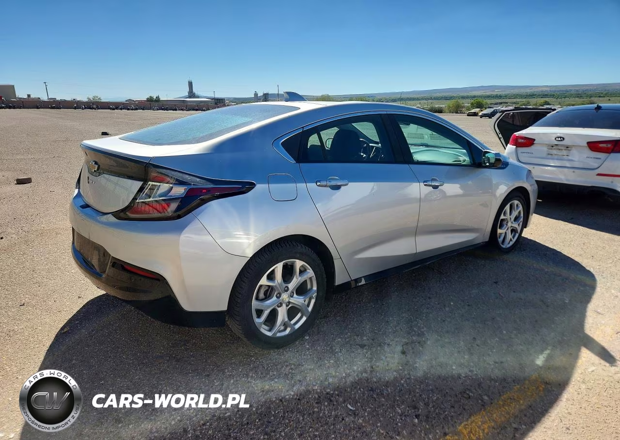 2017 Chevrolet Volt Premier VIN:1G1RB6S50HU156033 - 3