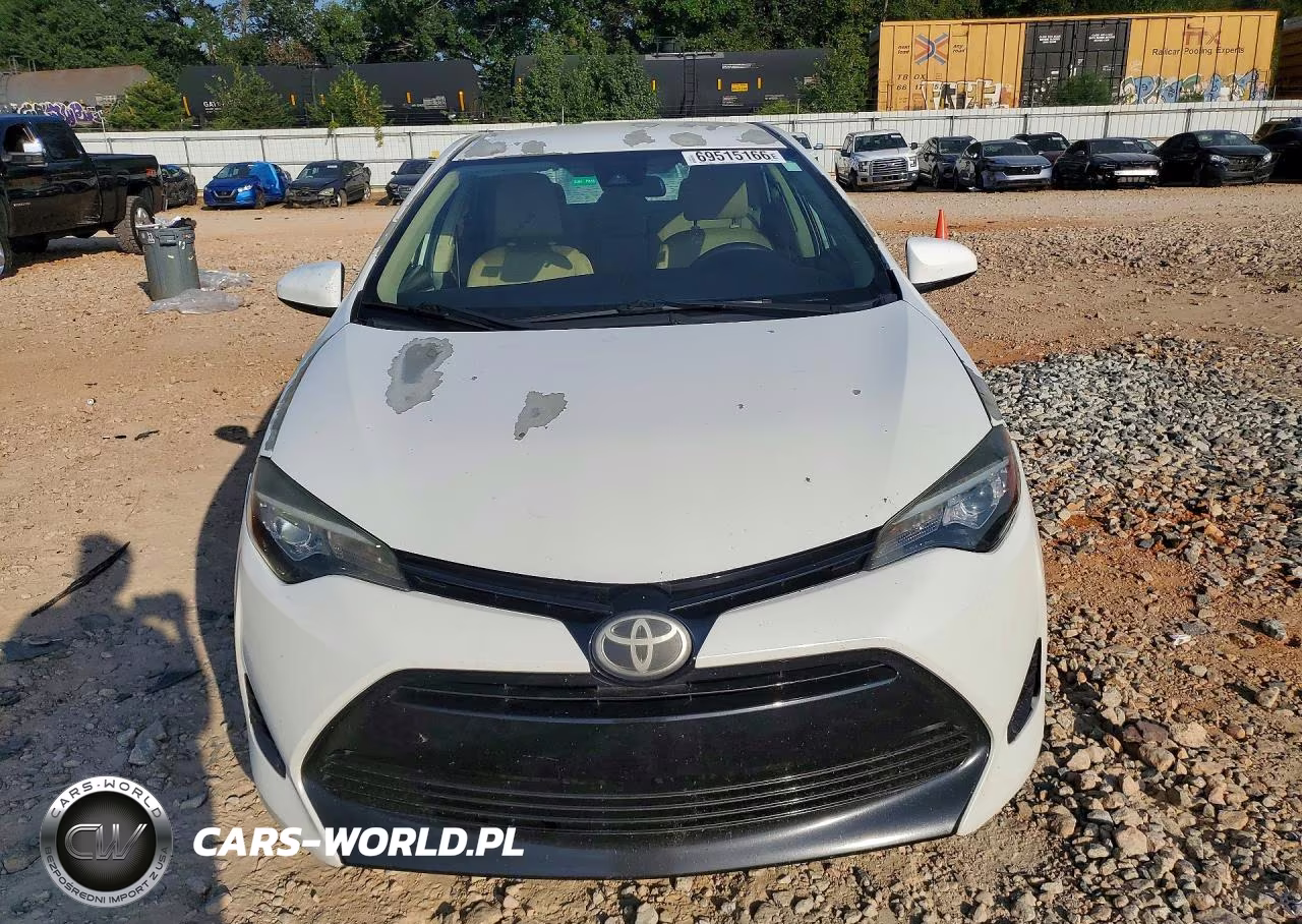 2017 Toyota Corolla Le VIN:5YFBURHE7HP634117 - 5