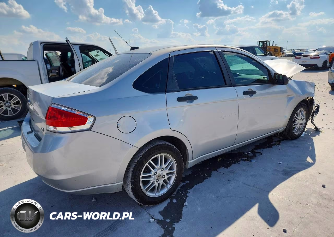 2009 Ford Focus Se VIN:1FAHP35N69W212647 - 3