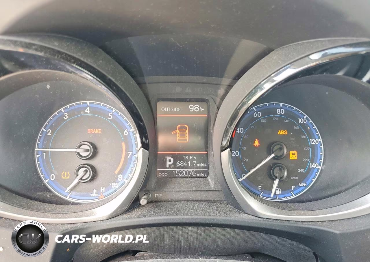 2015 Toyota Corolla S Plus VIN:2T1BURHE2FC394634 - 9
