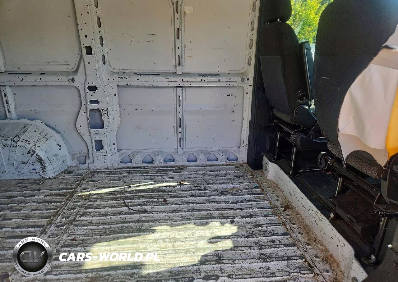2023 Ram Promaster 1500 1500 Standard VIN:3C6LRVAG2PE513738 - 11