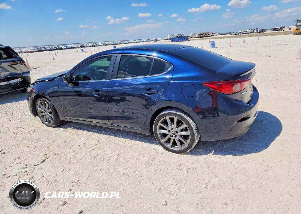 2018 Mazda 3 Touring VIN:3MZBN1V33JM172702 - 2