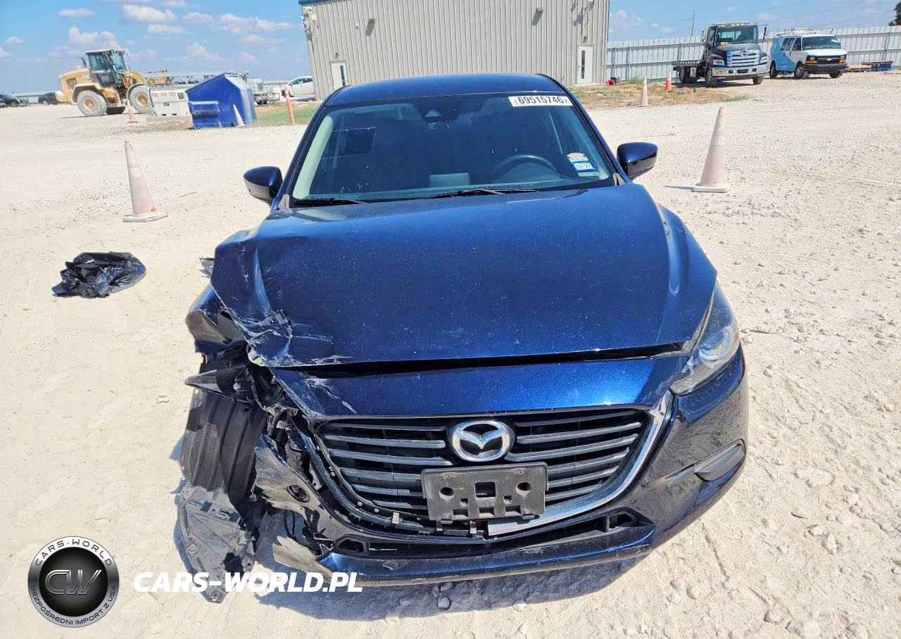 2018 Mazda 3 Touring VIN:3MZBN1V33JM172702 - 5