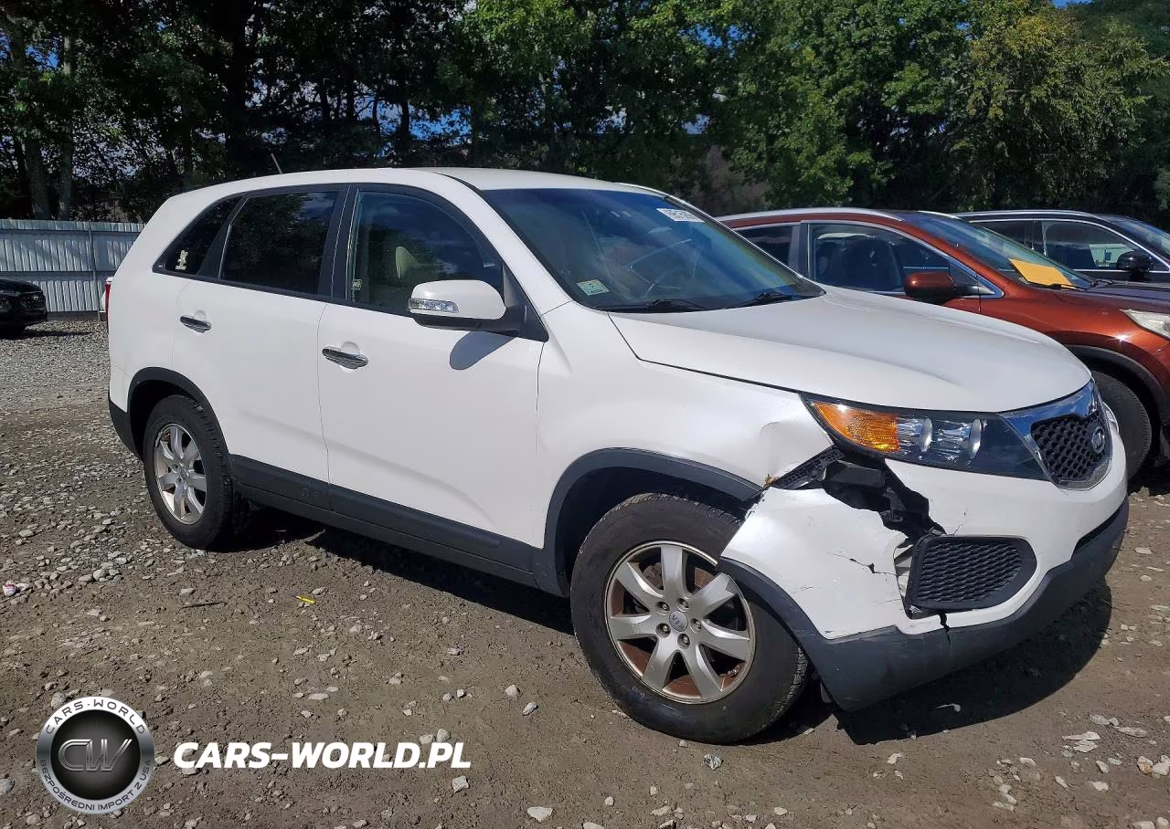 2012 Kia Sorento Lx VIN:5XYKT3A13CG307346 - 4