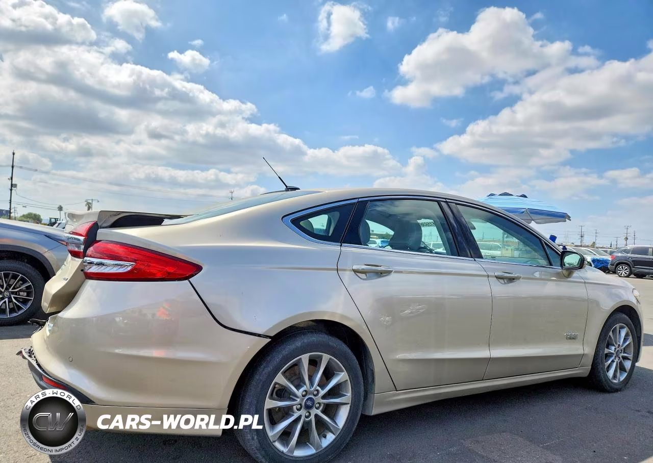 2018 Ford Fusion Se Phev VIN:3FA6P0PU9JR187194 - 3